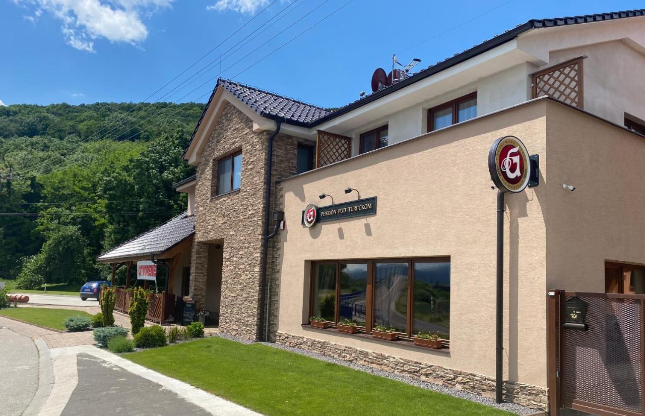 Penzion Pod Tureckom Hotel Trenčianske Bohuslavice Екстериор снимка